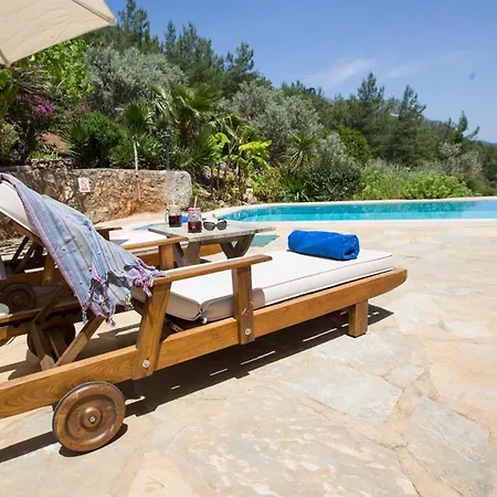 Villa Sleeps 2 Pool Air Con Wifi Kuyucak